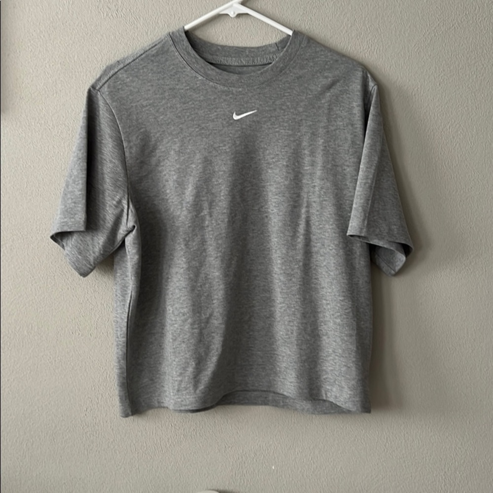 Nike Womens loose fit tee